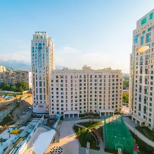  Апартаменты Manica Central Avenue
